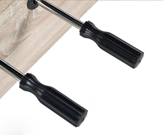 Observe the Table Rods and Handles